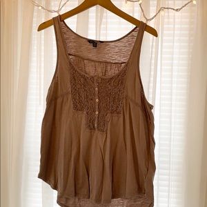 AMERICAN EAGLE lacy brown tank